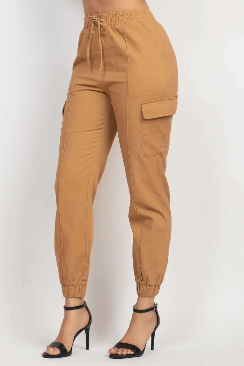 SOLID HIGH-RISE POCKETED JOGGER PANTS