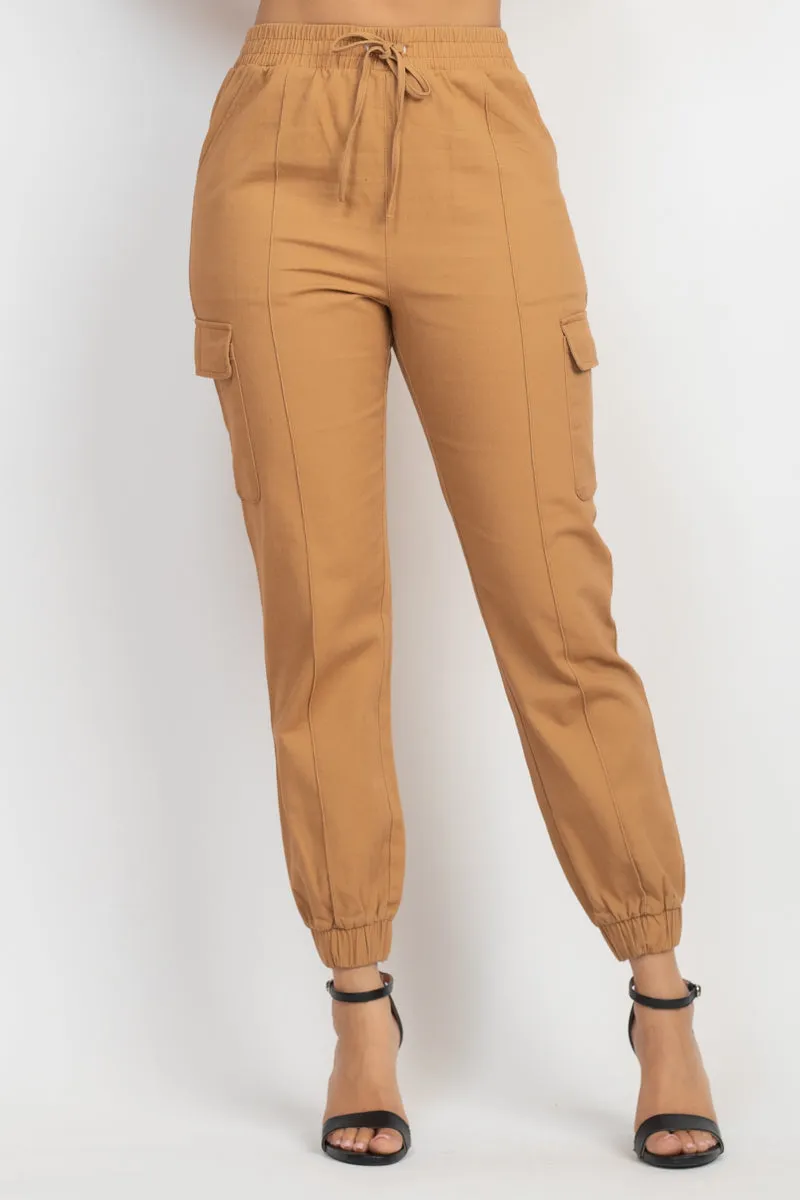 SOLID HIGH-RISE POCKETED JOGGER PANTS