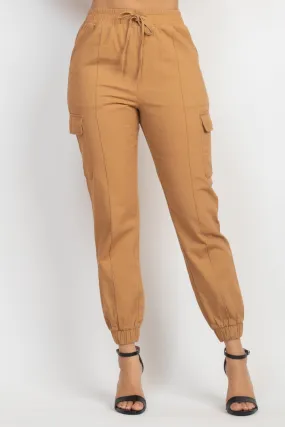 SOLID HIGH-RISE POCKETED JOGGER PANTS